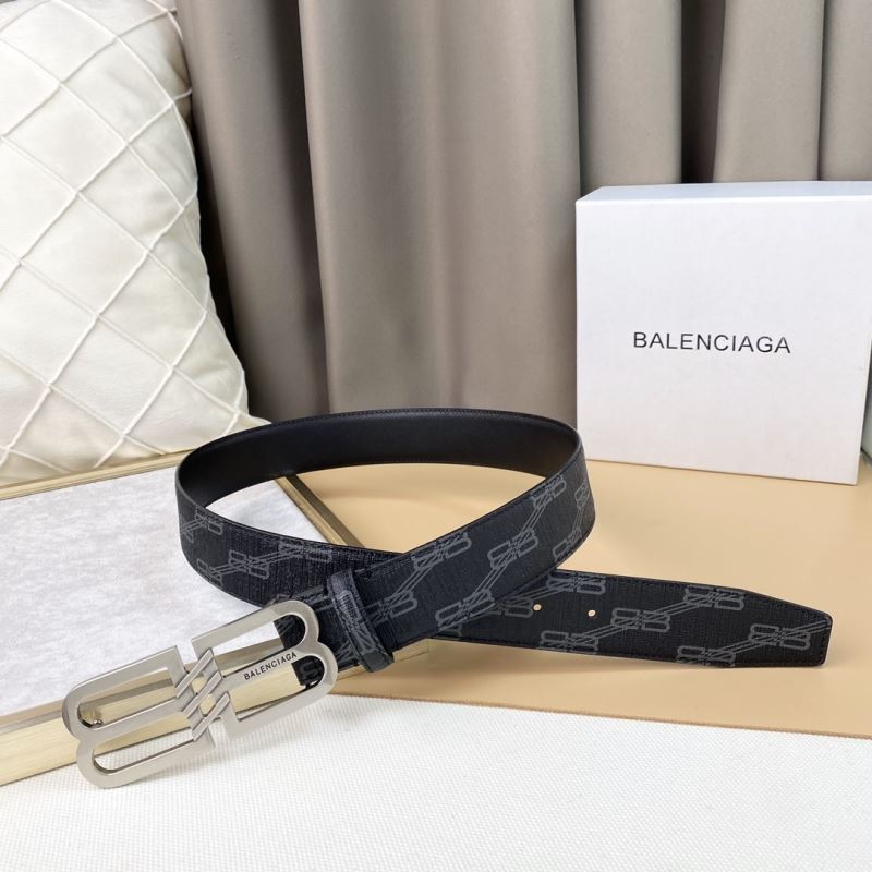 BALENCIAGA